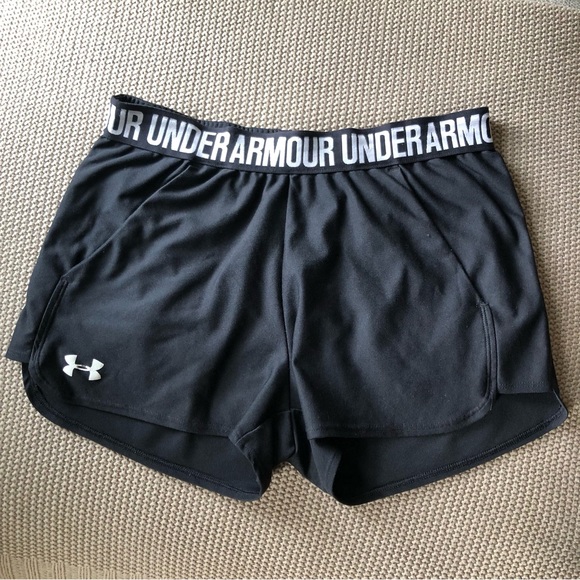 2 Under Armour Shorts - Picture 2 of 3